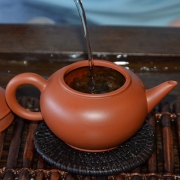 98年班章熊猫生态沱茶250g（买一送一）